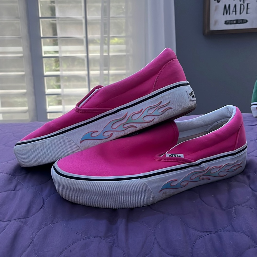 van slides! womens size 9! hot pink with flames! great condition! super cute:))